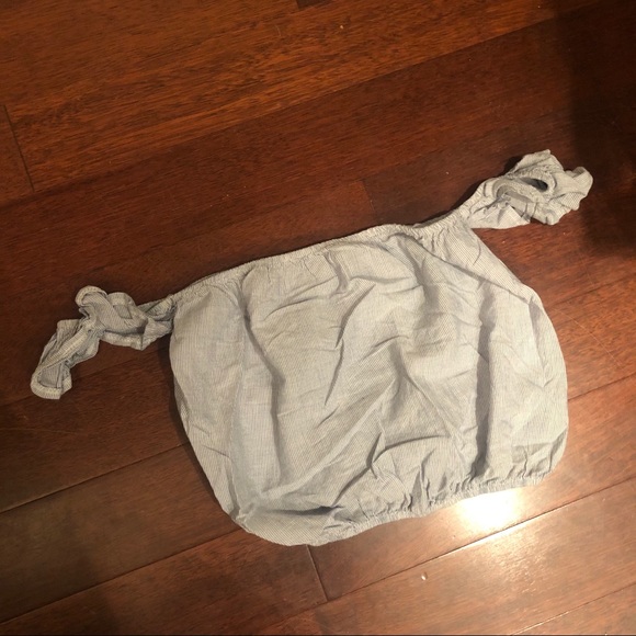 Brandy Melville Off the Shoulder Top - Picture 2 of 3